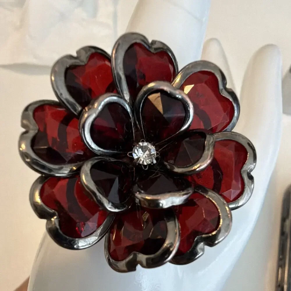 Vintage Silver Tone Red Flower Cocktail Ring Wide Band Clear Center Stone Size 8